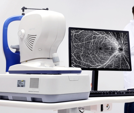眼科檢查與治療的光動力革命：多功能融合，提升診療效果