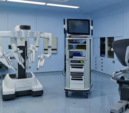 微創(chuàng)手術(shù)的未來：體驗(yàn)高科技微創(chuàng)手術(shù)機(jī)器人