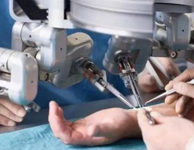 精準(zhǔn)導(dǎo)航，安全手術(shù)：揭秘新一代機(jī)器人輔助手術(shù)系統(tǒng)的革新應(yīng)用