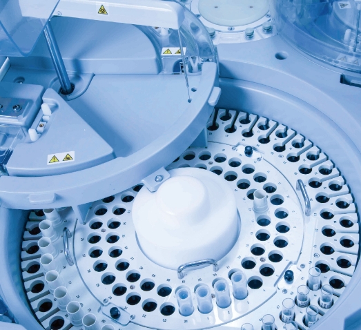 生化分析系統(tǒng)：全面自動(dòng)化的實(shí)驗(yàn)室生化指標(biāo)檢測(cè)與分析平臺(tái)